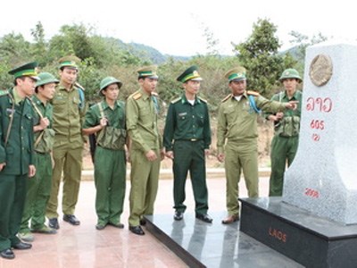 Tình đoàn kết và tiềm năng phát triển trên tuyến biên giới Việt Nam - Lào (13/4/2017)